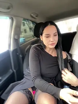 Roxana-Sexy online show from October 2025 04:03:02 AM