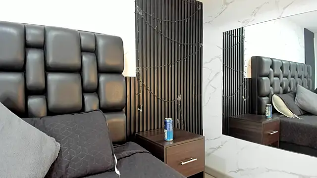 AuroraBon online show from October 2025 02:29:01 AM