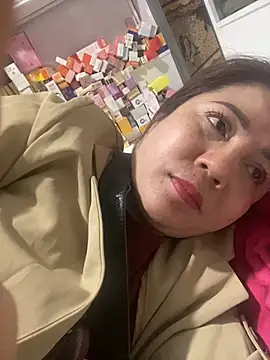 Snapshot of Cesywet chatting on February 2025 03:50:01 AM Cesywet online show from February 2025 03:50:01 AM