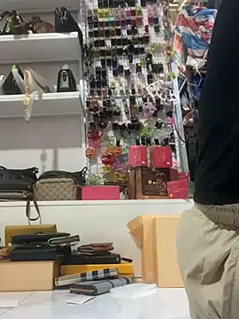 Snapshot of Cesywet chatting on March 2025 03:29:01 AM Cesywet online show from March 2025 03:29:01 AM