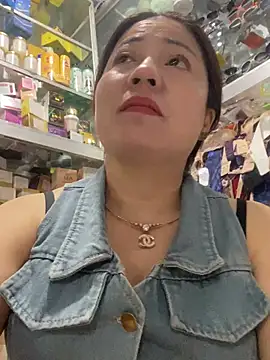 Snapshot of Cesywet chatting on March 2025 02:27:01 AM Cesywet online show from March 2025 02:27:01 AM