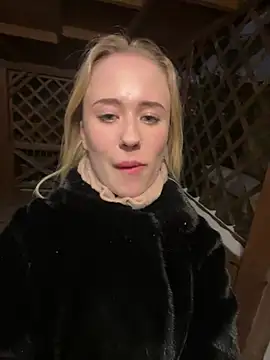 Snapshot of SashaBrooks chatting on February 2025 09:30:01 PM SashaBrooks online show from February 2025 09:30:01 PM