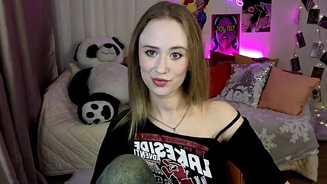 Snapshot of SashaBrooks chatting on September 2025 06:07:01 PM SashaBrooks online show from September 2025 06:07:01 PM