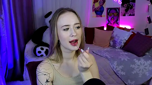 Snapshot of SashaBrooks chatting on September 2025 06:10:01 PM SashaBrooks online show from September 2025 06:10:01 PM