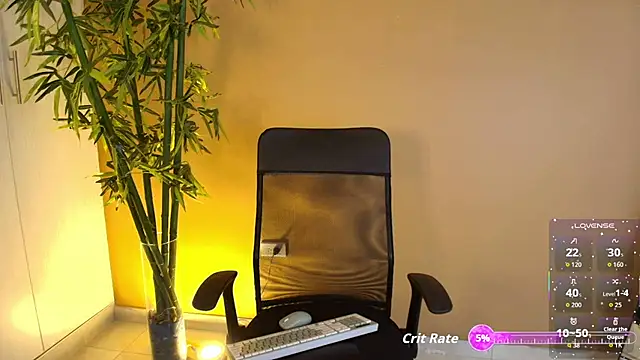 Snapshot of candyy_bella chatting on November 2025 03:34:02 PM candyy bella online show from November 2025 03:34:02 PM