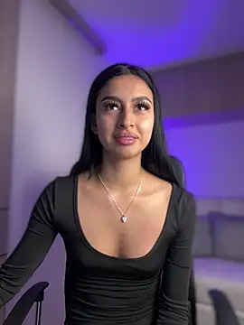 maddy bronw  online show from January 2025 02:47:01 AM