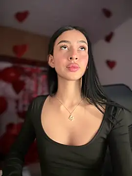 maddy bronw  online show from February 2025 12:37:02 AM