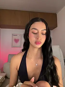 maddy bronw  online show from October 2025 11:28:02 PM