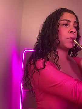 NINA 18 YEARS online show from March 2025 11:05:01 PM