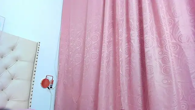 Snapshot of Kim_Eli chatting on January 2025 11:47:01 PM Kim Eli online show from January 2025 11:47:01 PM