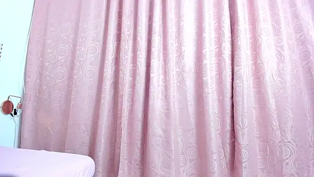 Snapshot of Kim_Eli chatting on February 2025 02:07:02 AM Kim Eli online show from February 2025 02:07:02 AM