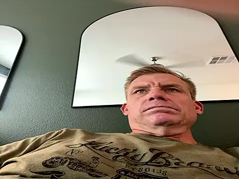 Firedad72FD online show from October 2025 05:32:01 PM