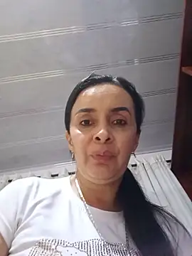 Samantha Sullivan  online show from April 2026 02:48:01 AM