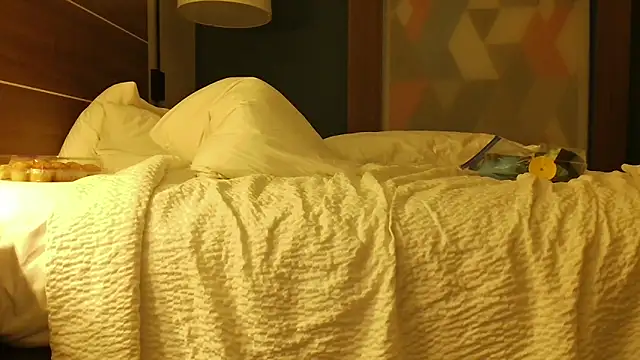 overaveragefreak4you online show from September 2025 09:22:02 AM