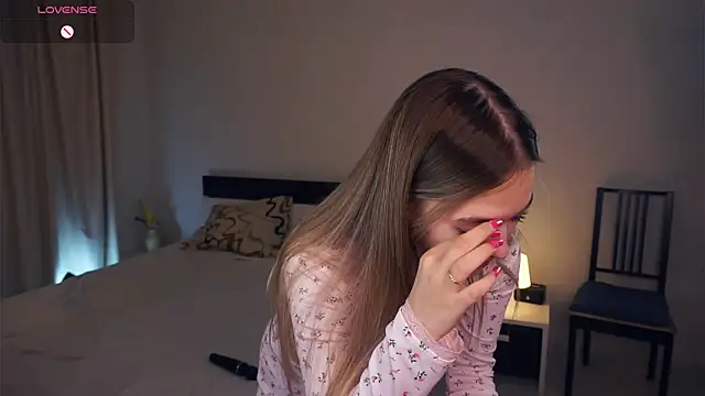 CathrynGeer online show from September 2025 06:42:01 PM