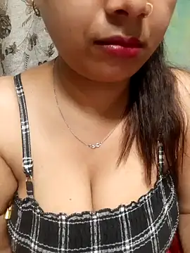Snapshot of sajida34 chatting on January 2025 01:11:02 AM sajida34 online show from January 2025 01:11:02 AM