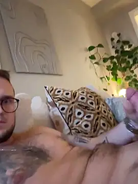 thehornyguy97 online show from December 2025 01:27:02 PM