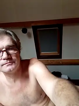 ronny51 online show from December 2024 11:43:02 AM