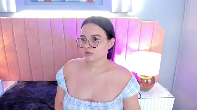 alys baker online show from October 2025 03:53:01 AM