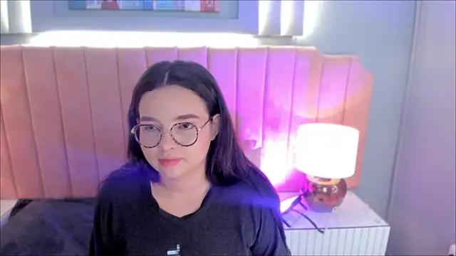 alys baker online show from November 2025 03:40:02 AM