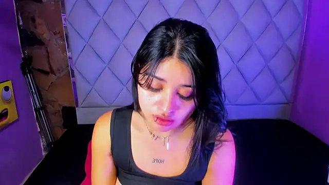 venusowen  online show from September 2025 12:53:01 PM