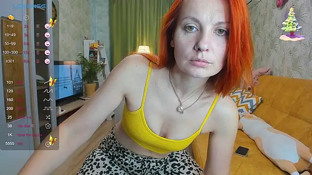 Snapshot of LuxieDelight chatting on January 2025 07:15:01 AM LuxieDelight online show from January 2025 07:15:01 AM