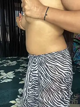 Snapshot of Hot_royalbhabhi chatting on December 2024 10:17:01 AM Hot royalbhabhi online show from December 2024 10:17:01 AM