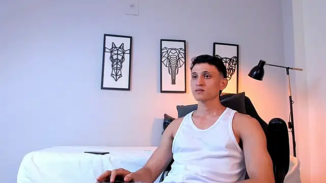 connor twink online show from March 2025 12:44:01 AM