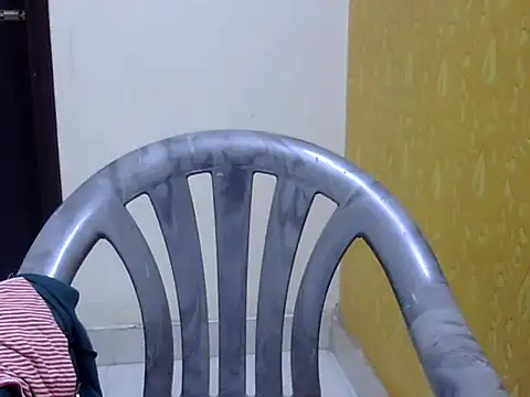 l l ish online show from February 2025 10:04:02 AM