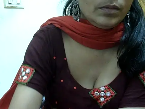 l l ish online show from October 2025 06:00:02 AM