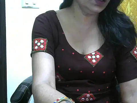 l l ish online show from October 2025 05:54:02 AM