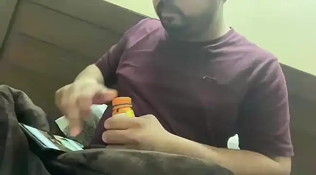 coolboy6566 online show from December 2024 06:02:01 PM