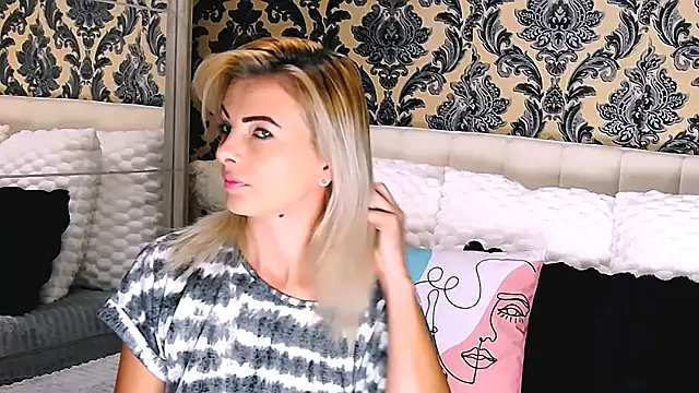 Aly girl1 online show from September 2025 08:30:01 AM