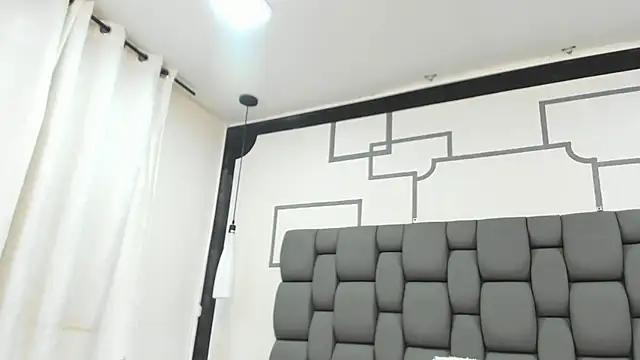 Jade squirtt online show from October 2025 12:26:01 PM