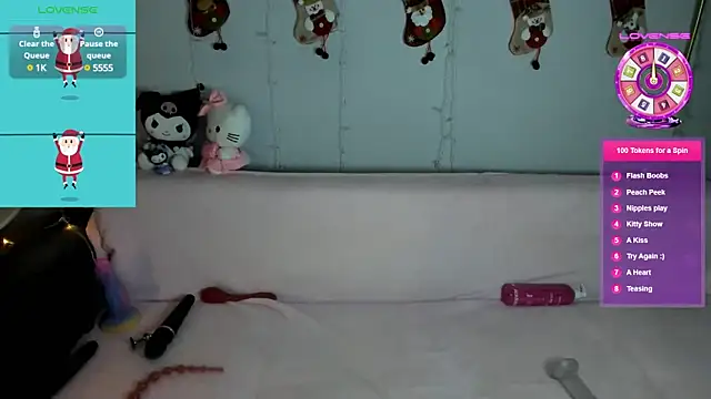 Snapshot of emili_blanc chatting on December 2024 01:44:01 PM emili blanc online show from December 2024 01:44:01 PM