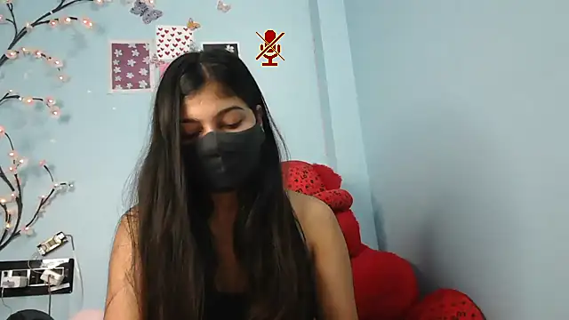 Reena Singh53 online show from September 2025 02:44:01 PM