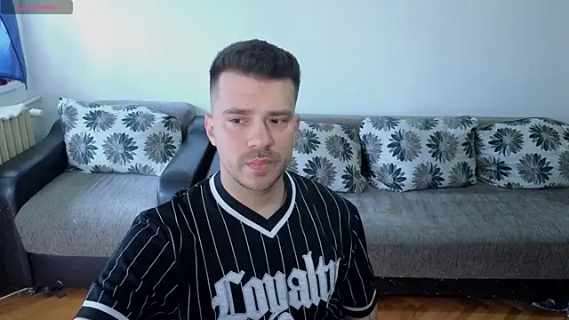 Snapshot of JohnnyStepBro chatting on June 2026 10:54:02 AM JohnnyStepBro online show from June 2026 10:54:02 AM