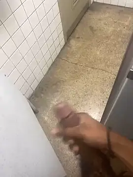 Snapshot of zeekBbc chatting on March 2025 01:34:02 AM zeekBbc online show from March 2025 01:34:02 AM