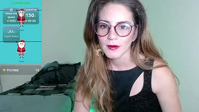 Snapshot of Hanny_24 chatting on December 2024 08:35:01 AM Hanny 24 online show from December 2024 08:35:01 AM