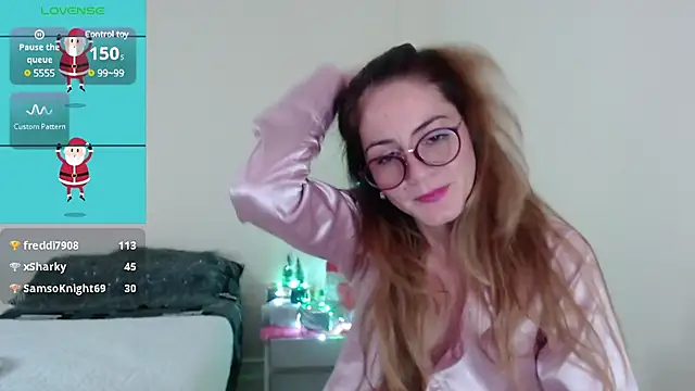 Snapshot of Hanny_24 chatting on December 2024 11:37:02 AM Hanny 24 online show from December 2024 11:37:02 AM