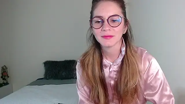 Snapshot of Hanny_24 chatting on January 2025 09:06:01 AM Hanny 24 online show from January 2025 09:06:01 AM