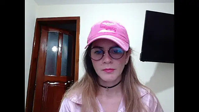 Snapshot of Hanny_24 chatting on January 2025 11:39:01 AM Hanny 24 online show from January 2025 11:39:01 AM