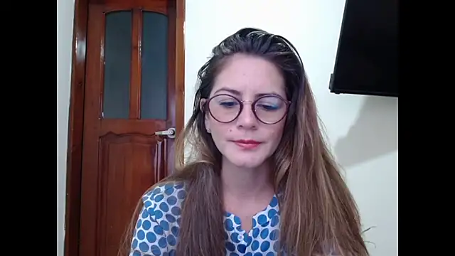 Snapshot of Hanny_24 chatting on January 2025 12:40:02 PM Hanny 24 online show from January 2025 12:40:02 PM