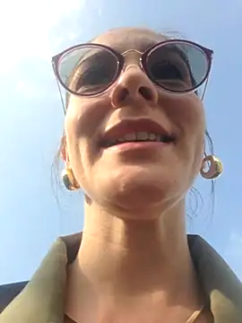 Snapshot of Hanny_24 chatting on February 2025 01:49:02 PM Hanny 24 online show from February 2025 01:49:02 PM