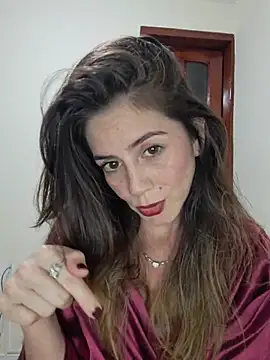 Snapshot of Hanny_24 chatting on November 2025 03:06:01 AM Hanny 24 online show from November 2025 03:06:01 AM