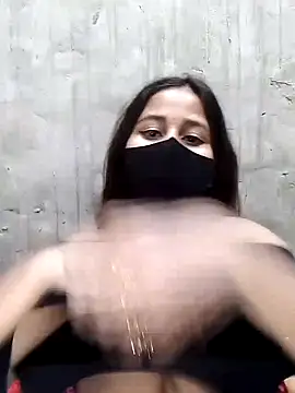 Lalisa sexy online show from February 2025 04:47:01 PM