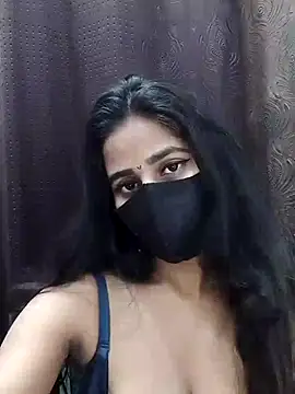 Lalisa sexy online show from April 2026 06:01:01 PM