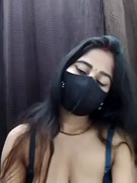 Lalisa sexy online show from April 2026 10:33:01 PM