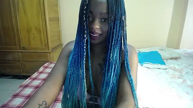  Zooee online show from February 2025 01:44:02 PM