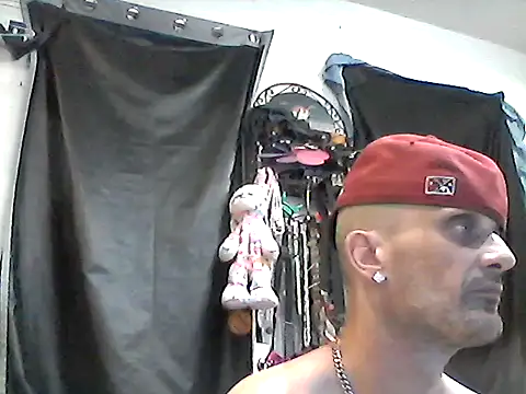 slinginbigD online show from September 2025 12:44:02 AM